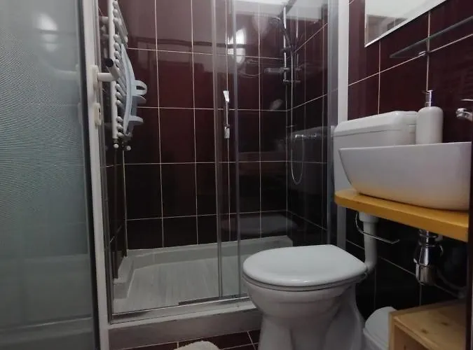 Apartment B - Babel *